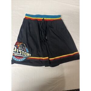 Kids Size Small Vintage Detroit Pistons Basketball Shorts Large Logo Patch